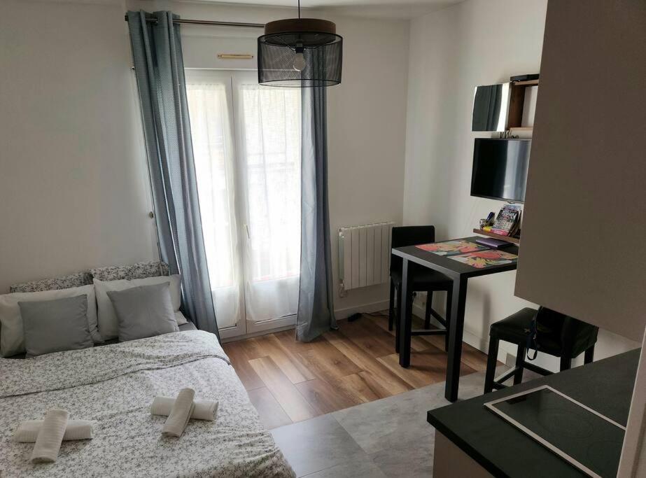 Petit Studio En Plein Centre-Ville De Βαντόμ Εξωτερικό φωτογραφία