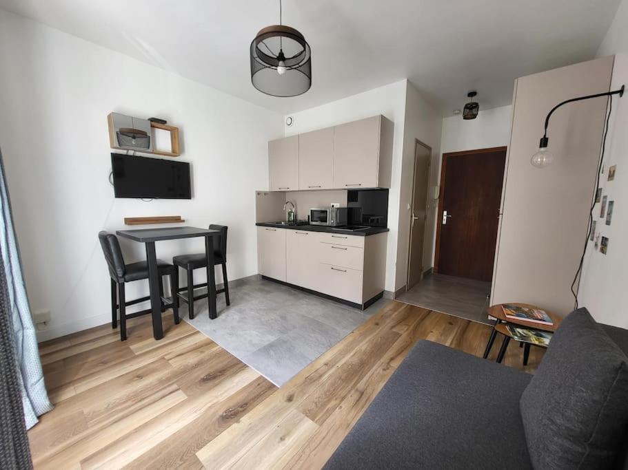 Petit Studio En Plein Centre-Ville De Βαντόμ Εξωτερικό φωτογραφία